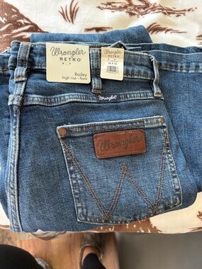 Wrangler Retro Bailey High-Rise Flare Jeans - Denim Blue